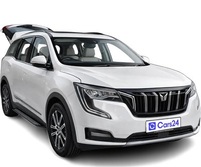 2023 Mahindra XUV700 - SUV - Petrol - Manual - ₹16.50 lakh