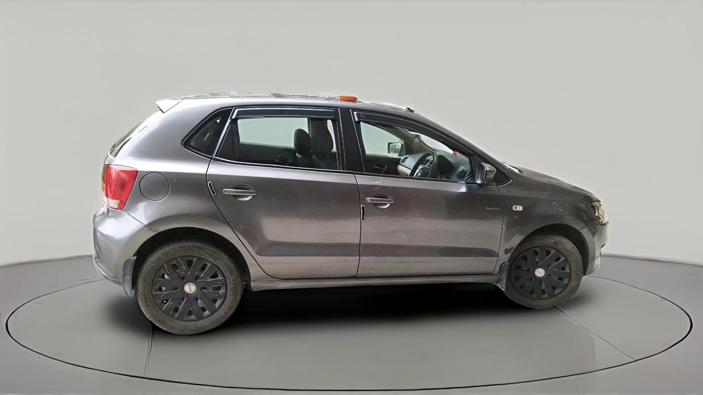 2013 Volkswagen Polo COMFORTLINE 1.2L PETROL, Petrol, Manual, 1,06,011 km, exterior