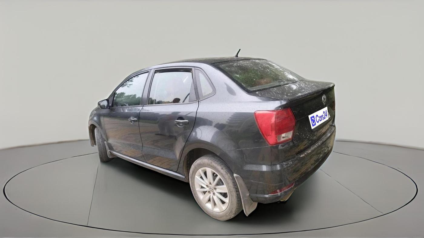 2016 Volkswagen Ameo HIGHLINE1.2L, Petrol, Manual, 1,49,797 km, exterior
