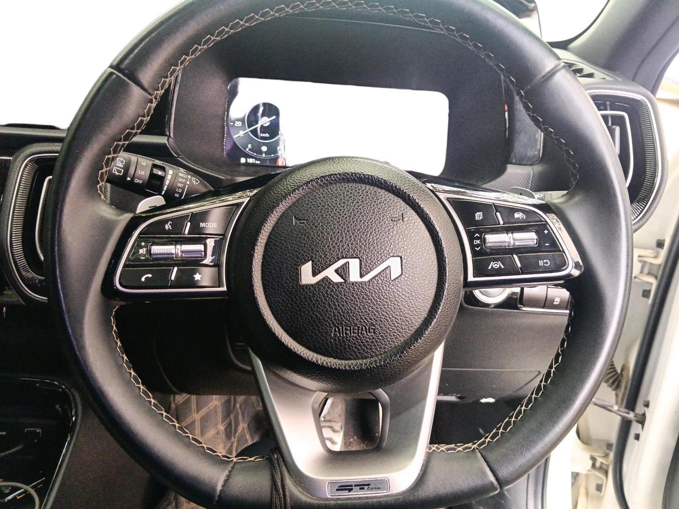 2025 KIA SONET GTX PLUS 1.5 DIESEL AT, Diesel, Automatic, 23,815 km, interior