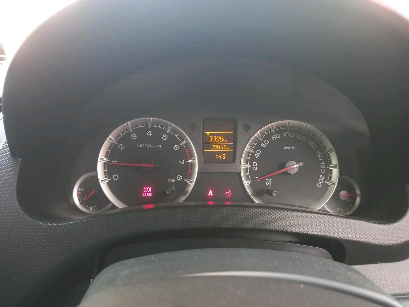 2013 Maruti Swift VXI, Petrol, Manual, 79,845 km, interior