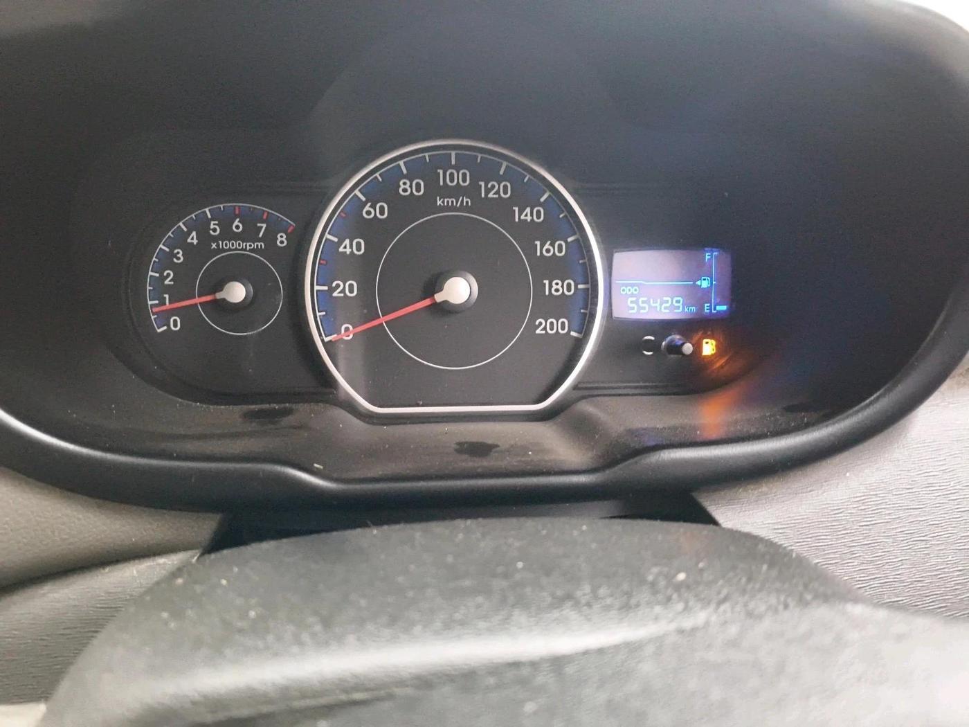 2014 Hyundai i10 MAGNA 1.1, CNG, Manual, 55,429 km, interior