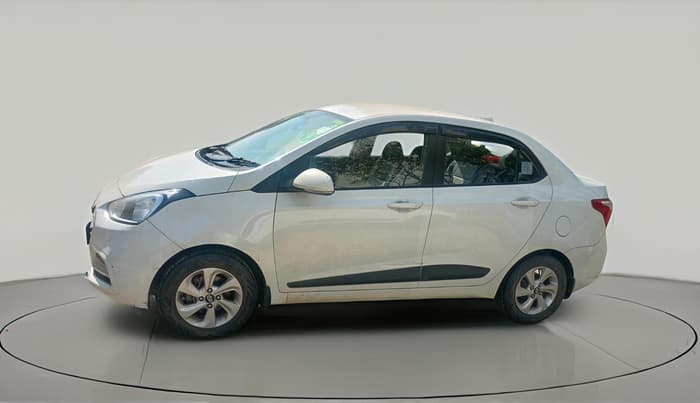 2018 Hyundai Xcent SX 1.2, Petrol, Manual, 1,22,903 km, exterior