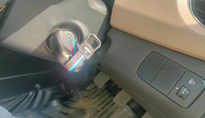 2018 Hyundai Xcent SX 1.2, Petrol, Manual, 1,22,903 km, interior