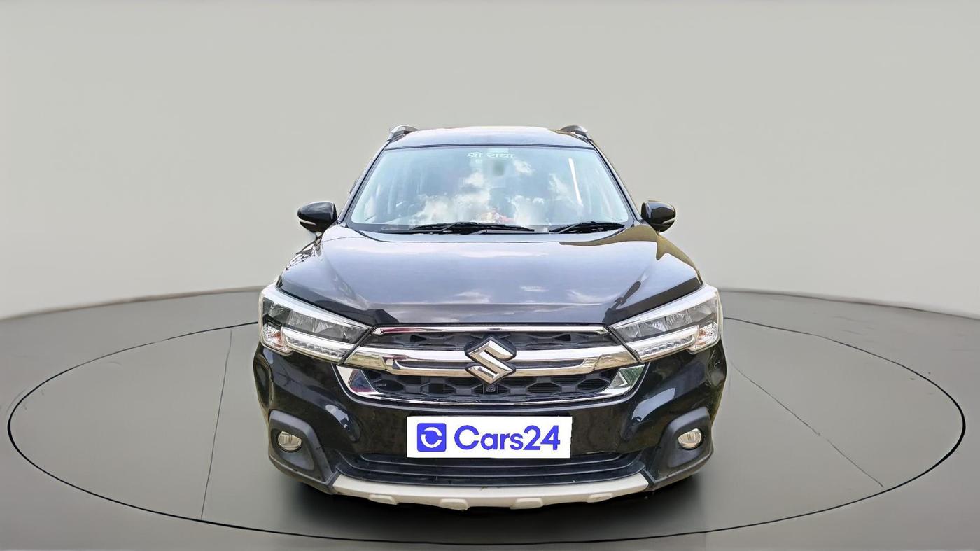 2025 Maruti XL6 ALPHA PLUS AT, Petrol, Automatic, 13,717 km, exterior