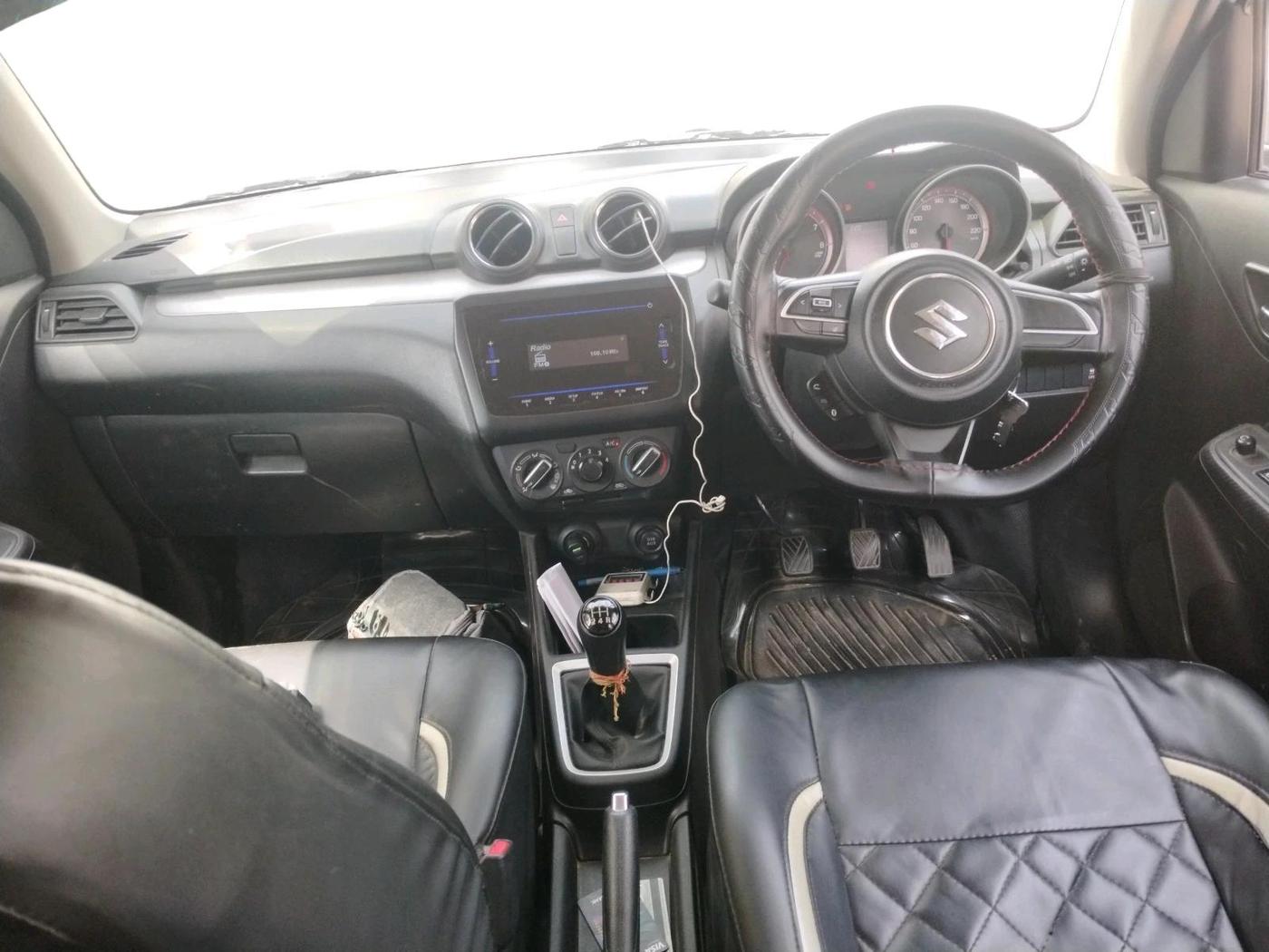 2024 Maruti Swift VXI, Petrol, Manual, 45,038 km, interior