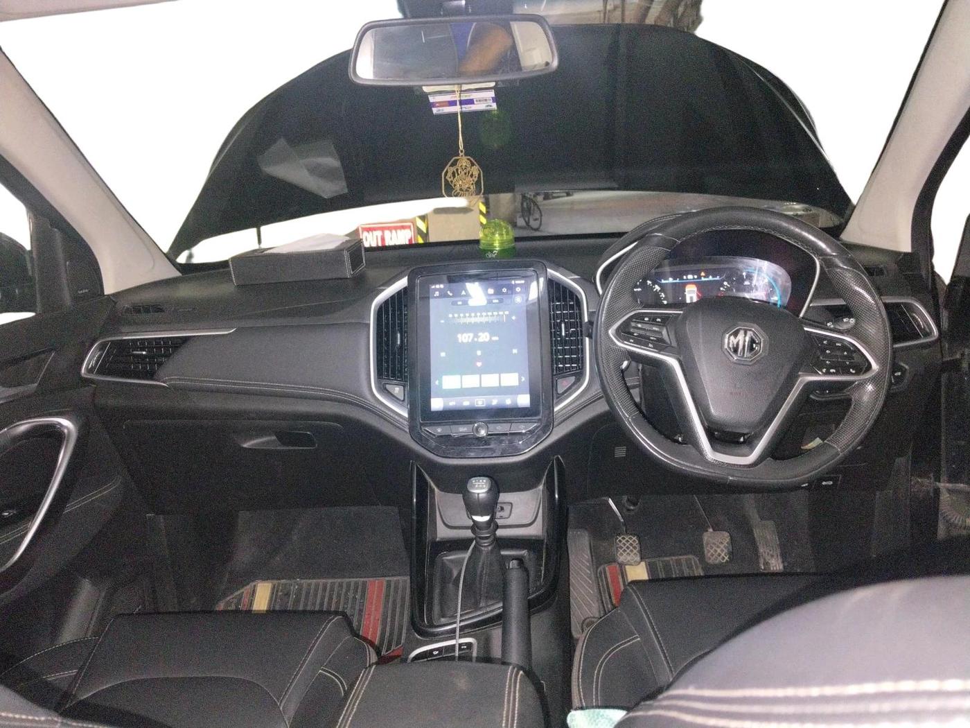 2019 MG HECTOR SHARP 2.0 DIESEL, Diesel, Manual, 1,03,665 km, interior