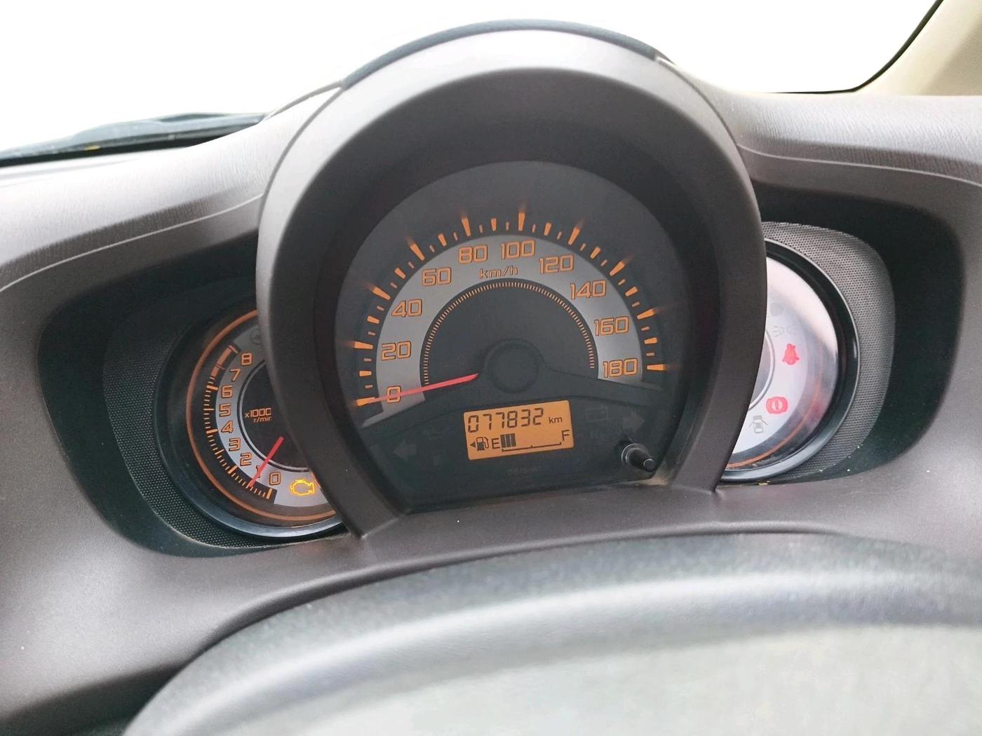 2014 Honda Brio S MT, Petrol, Manual, 77,832 km, interior