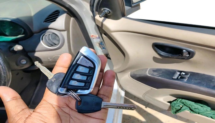 2012 Hyundai i10 ERA 1.1, Petrol, Manual, 83,212 km, interior