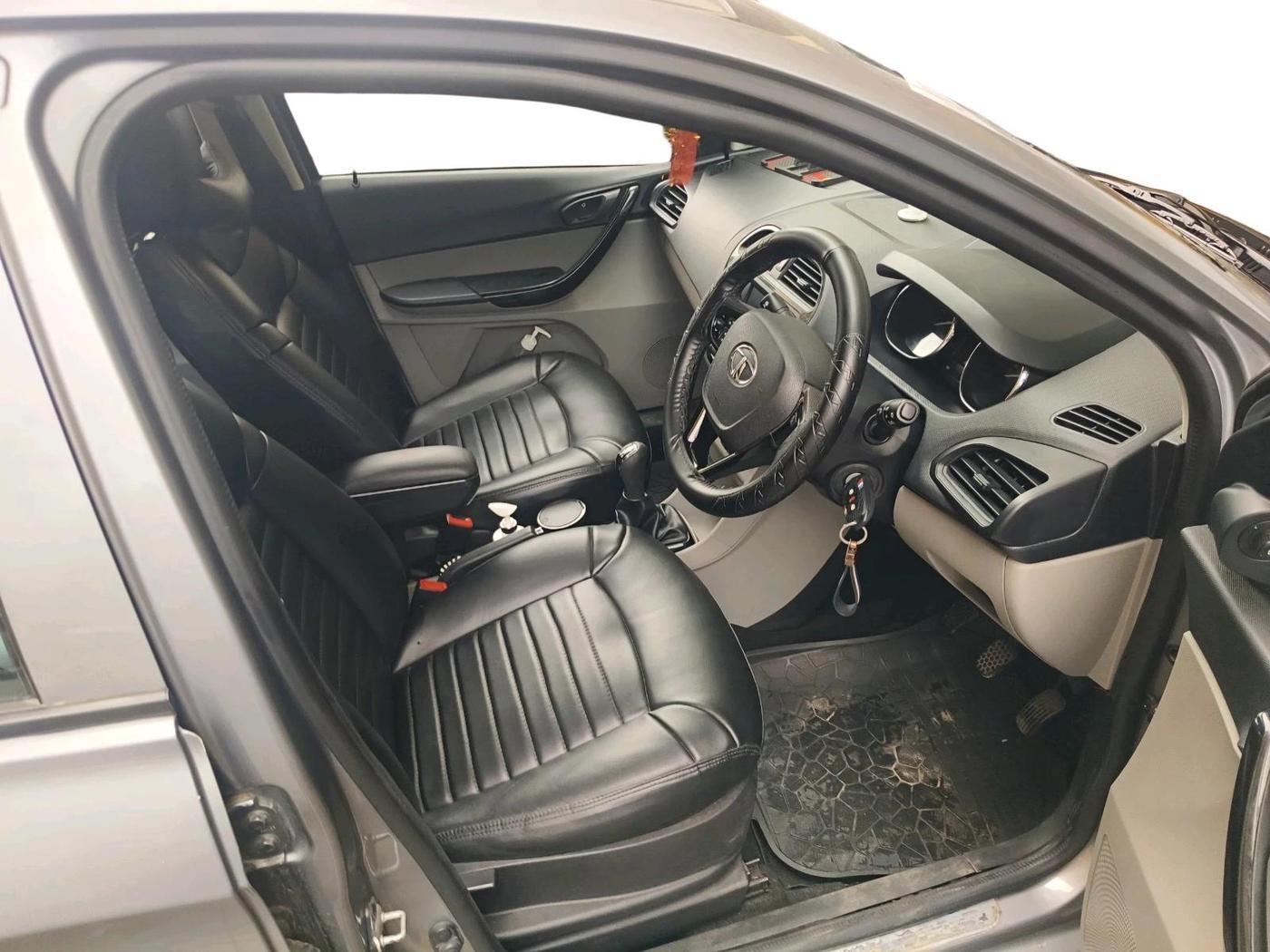 2019 Tata Tiago XZ PETROL, Petrol, Manual, 54,255 km, interior