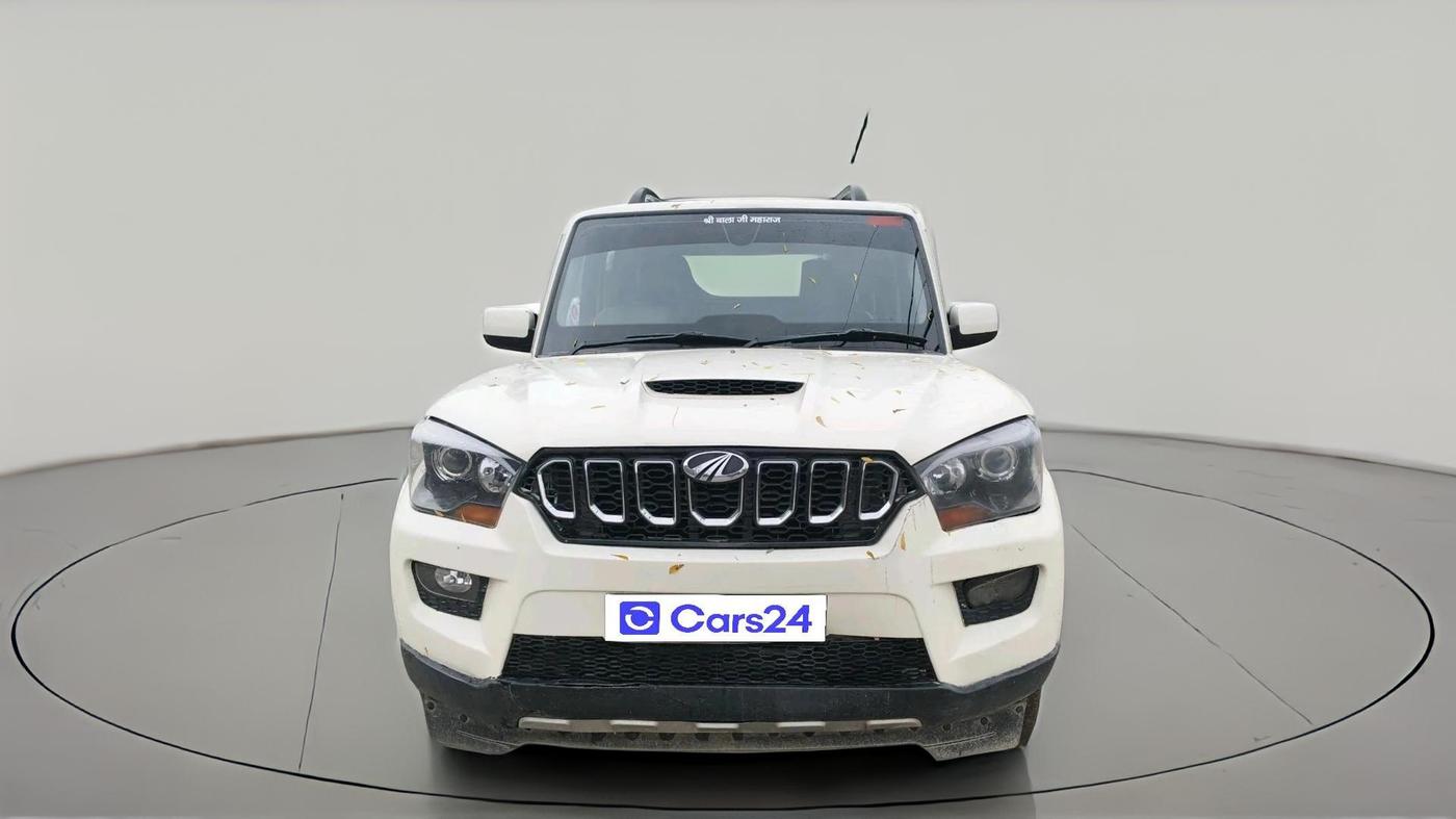 2017 Mahindra Scorpio S10, Diesel, Manual, 85,227 km, exterior