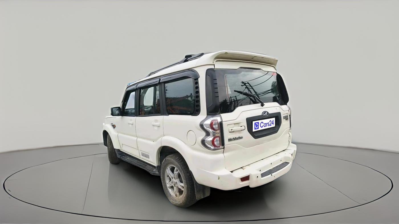 2017 Mahindra Scorpio S10, Diesel, Manual, 85,227 km, exterior