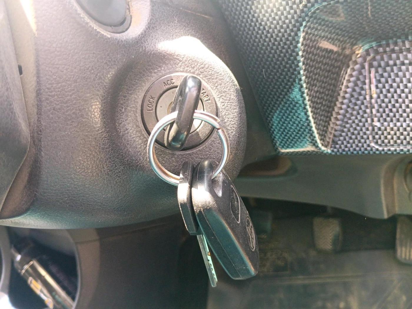 2012 Toyota Etios Liva G, Petrol, Manual, 87,732 km, interior