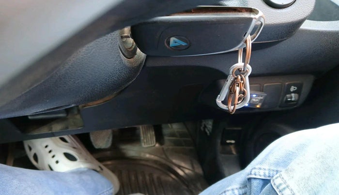 2011 Honda Jazz 1.2L I-VTEC BASE, CNG, Manual, 1,37,791 km, interior