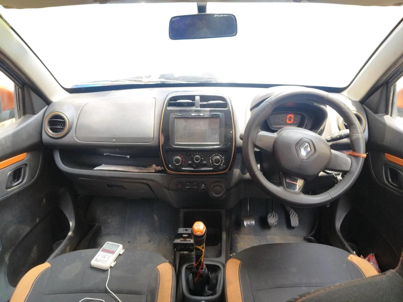 2017 Renault Kwid CLIMBER 1.0, Petrol, Manual, 77,039 km, interior