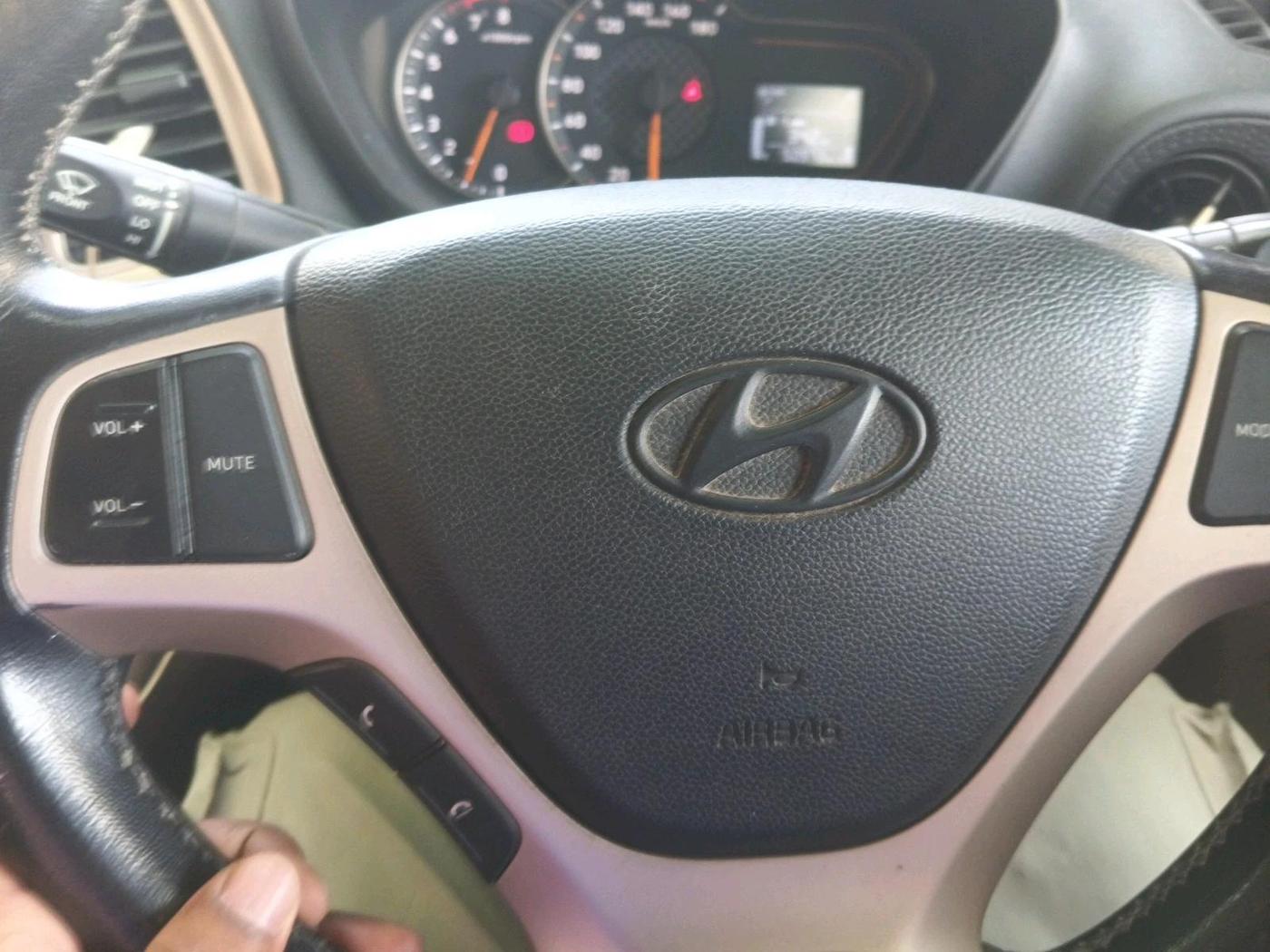 2022 Hyundai NEW SANTRO SPORTZ EXECUTIVE MT CNG, CNG, Manual, 50,973 km, interior