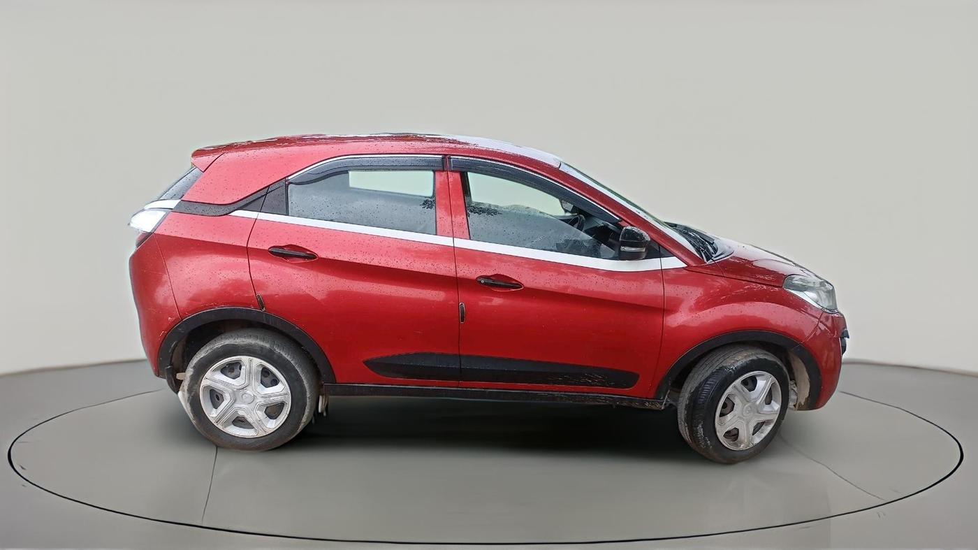 2018 Tata NEXON XM PETROL, Petrol, Manual, 72,429 km, exterior
