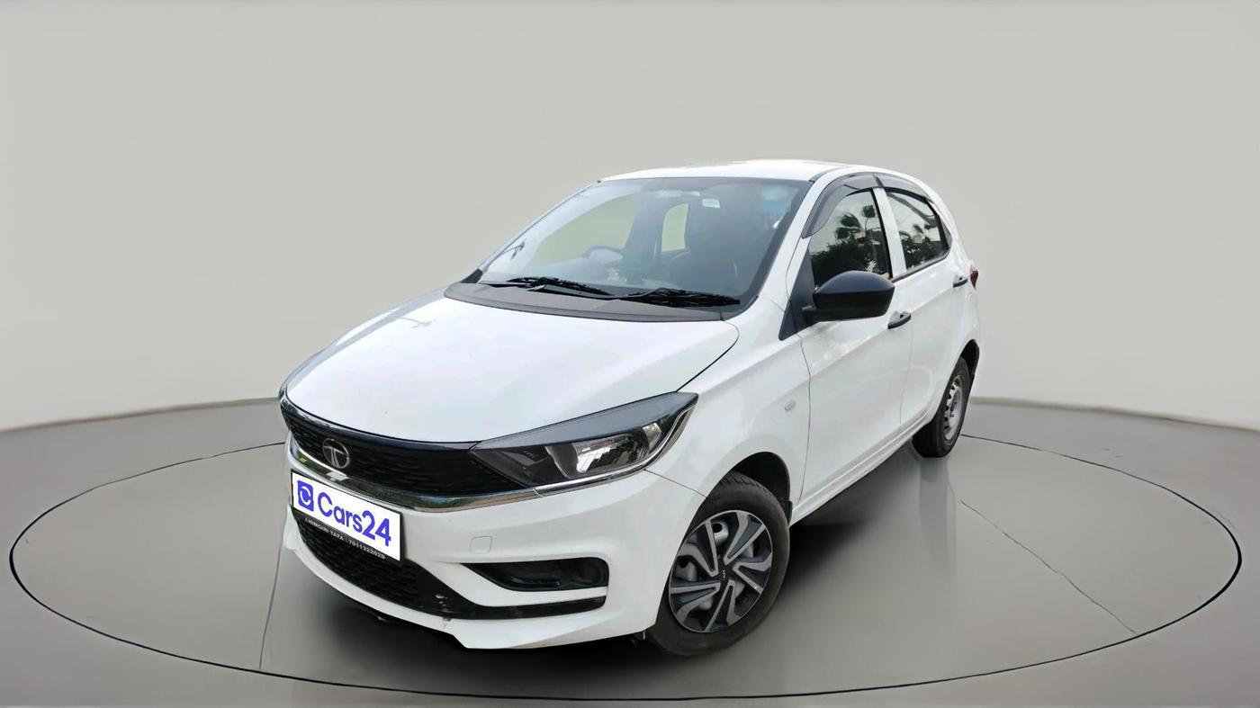2025 Tata Tiago XE CNG, CNG, Manual, 19,510 km, exterior