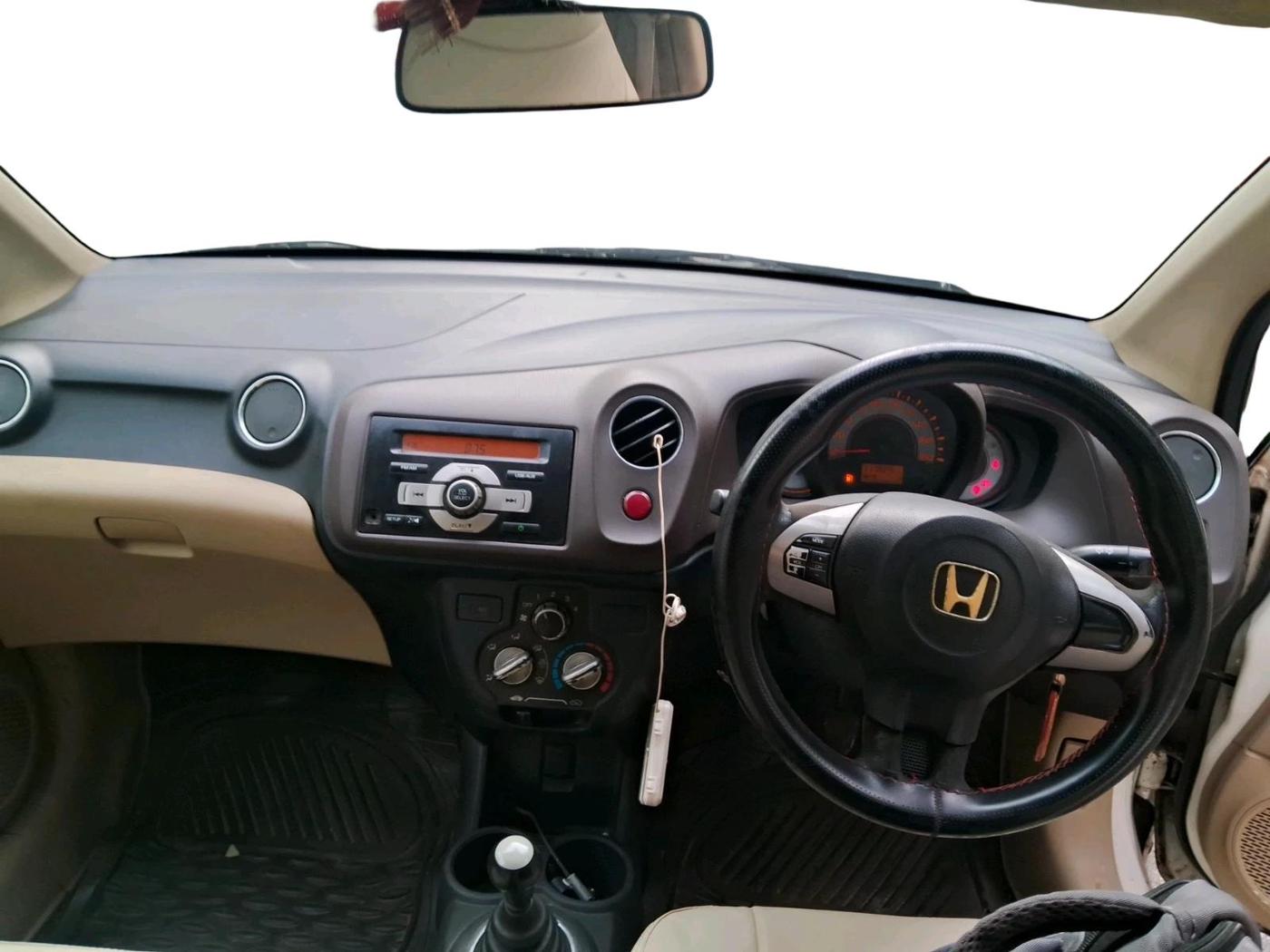 2012 Honda Brio S MT, Petrol, Manual, 1,17,824 km, interior