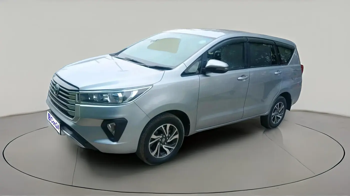 2022 Toyota Innova Crysta 2.7 GX AT 8 STR, Petrol, Automatic, 34,546 km, exterior