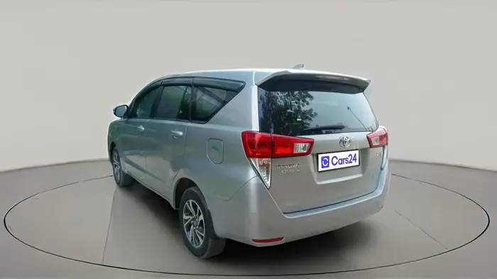 2022 Toyota Innova Crysta 2.7 GX AT 8 STR, Petrol, Automatic, 34,546 km, exterior