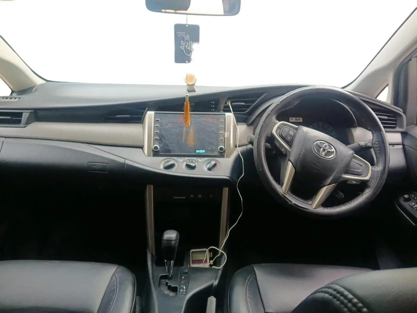2022 Toyota Innova Crysta 2.7 GX AT 8 STR, Petrol, Automatic, 34,546 km, interior