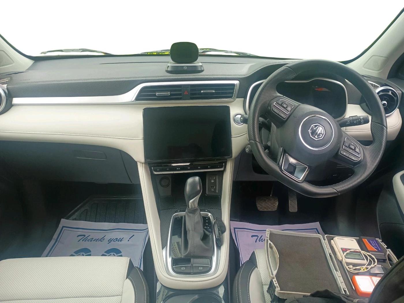 2024 MG ASTOR Savvy Pro CVT, Petrol, Automatic, 29,309 km, interior