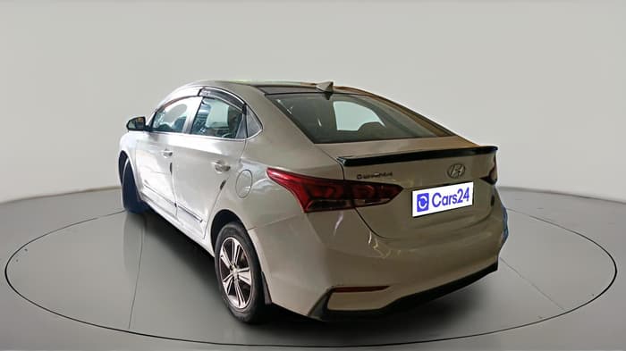 2018 Hyundai Verna 1.6 CRDI SX + AT, Diesel, Automatic, 85,000 km, exterior