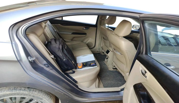 2017 Maruti Ciaz ALPHA 1.4 PETROL, Petrol, Manual, 80,736 km, interior