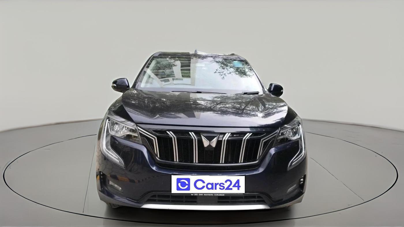 2023 Mahindra XUV700 AX 7 P AT 7 STR, Petrol, Automatic, 33,279 km, exterior