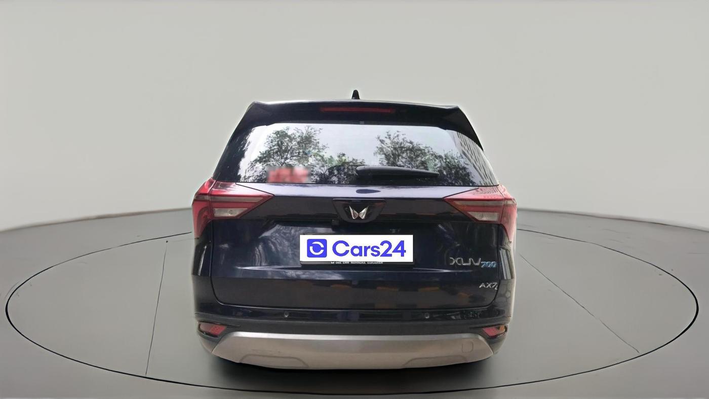 2023 Mahindra XUV700 AX 7 P AT 7 STR, Petrol, Automatic, 33,279 km, exterior