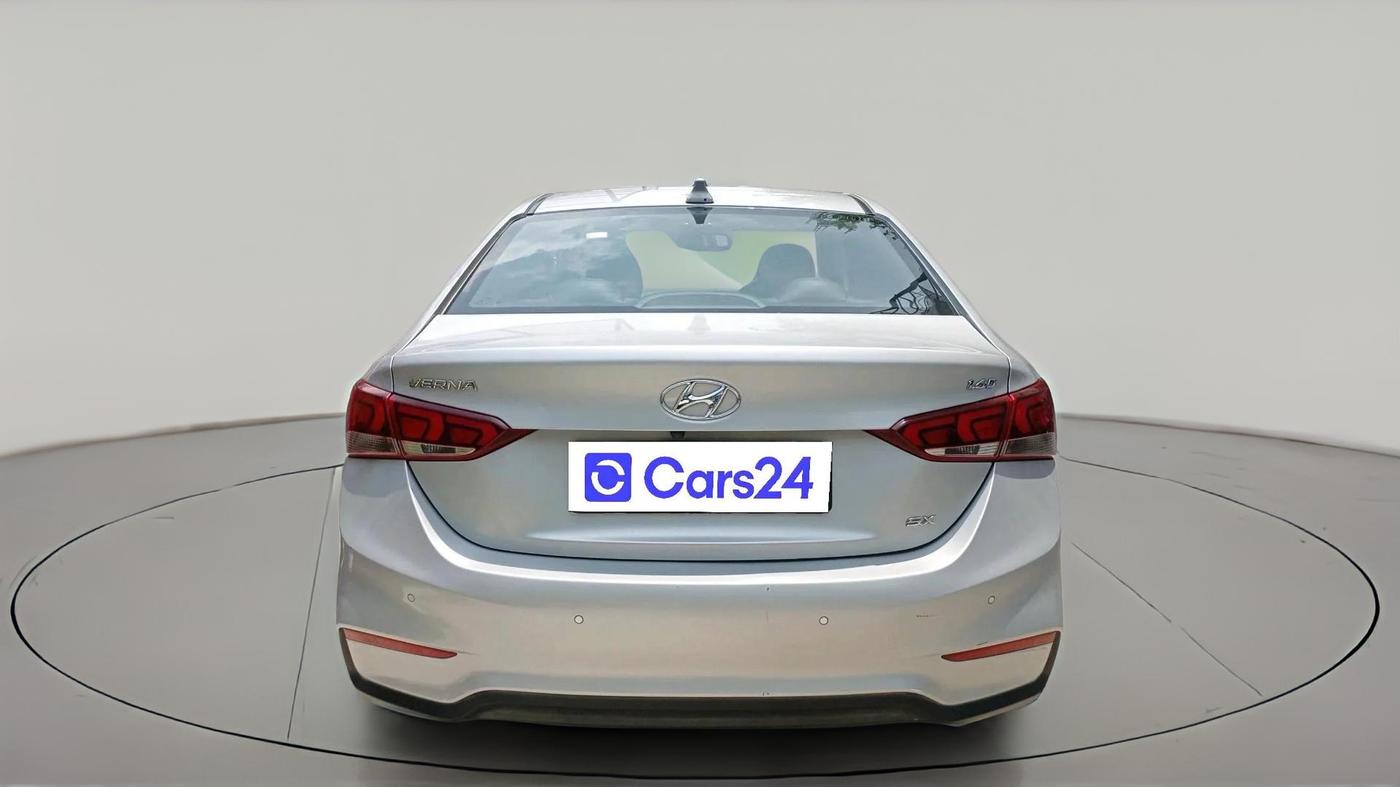 2018 Hyundai Verna 1.6 CRDI SX, Diesel, Manual, 63,581 km, exterior