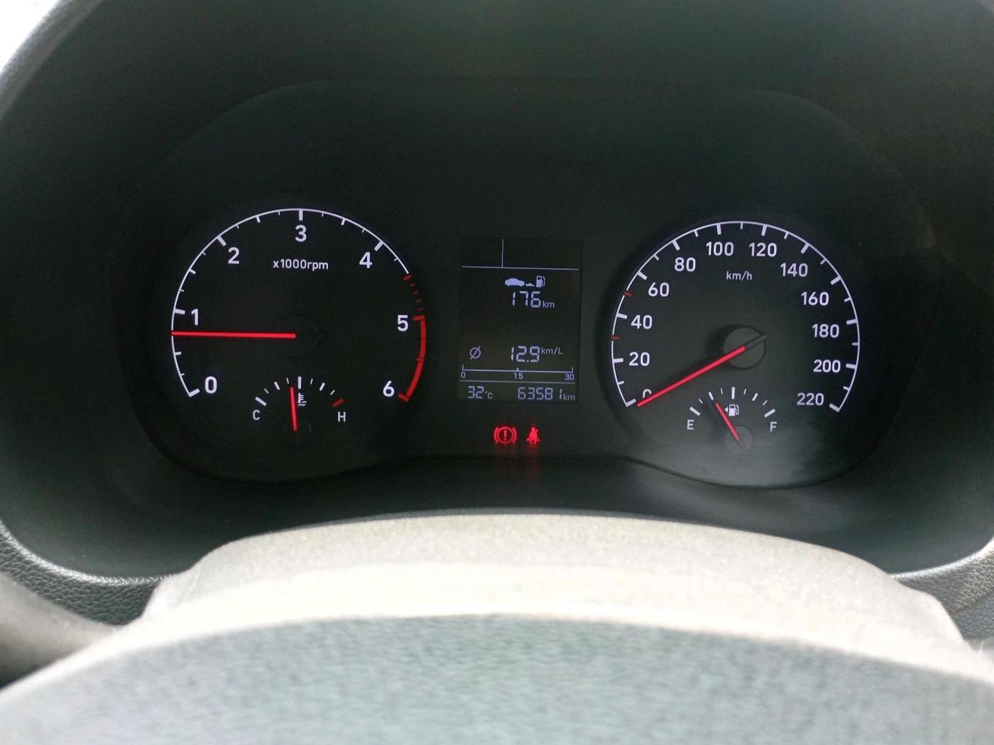 2018 Hyundai Verna 1.6 CRDI SX, Diesel, Manual, 63,581 km, interior