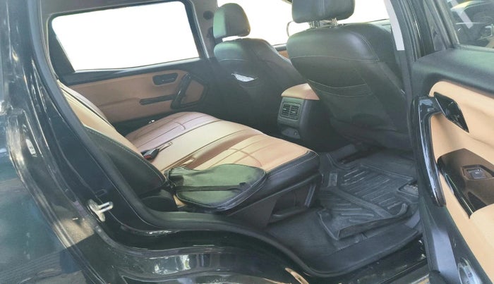 2024 Mahindra SCORPIO-N Z2 DIESEL MT 7 STR, Diesel, Manual, 38,250 km, interior