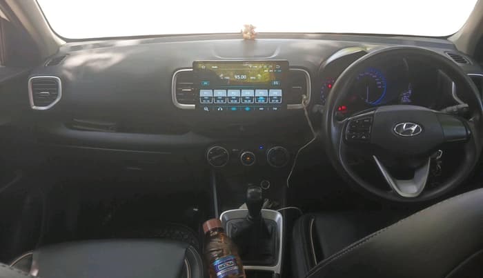 2020 Hyundai VENUE S 1.2, Petrol, Manual, 1,18,874 km, interior