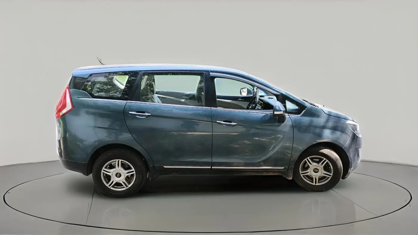 2018 Mahindra MARAZZO M6 7 STR, Diesel, Manual, 1,14,314 km, exterior