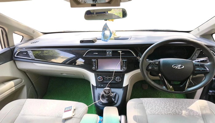 2018 Mahindra MARAZZO M6 7 STR, Diesel, Manual, 1,14,314 km, interior