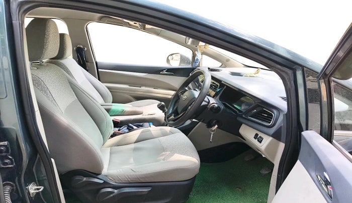 2018 Mahindra MARAZZO M6 7 STR, Diesel, Manual, 1,14,314 km, interior