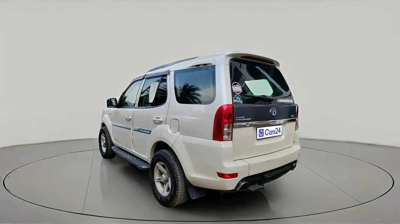 2017 Tata Safari Storme 2.2 EX 4X2, Diesel, Manual, 1,17,817 km, exterior