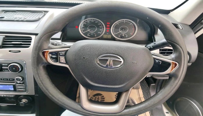 2017 Tata Safari Storme 2.2 EX 4X2, Diesel, Manual, 1,17,817 km, interior