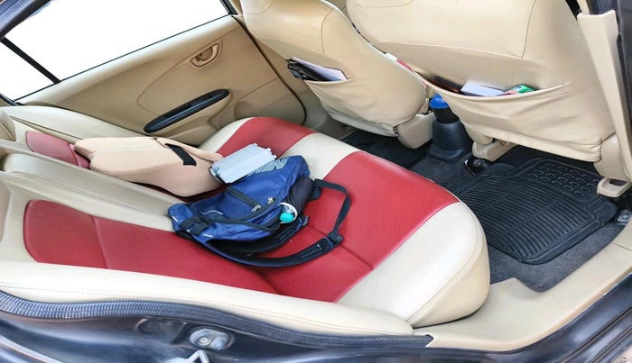 2015 Honda Amaze 1.2L I-VTEC S, CNG, Manual, 1,07,980 km, interior