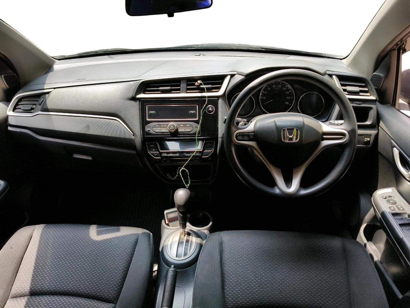 2016 Honda BR-V 1.5L I-VTEC V CVT, Petrol, Automatic, 44,584 km, interior