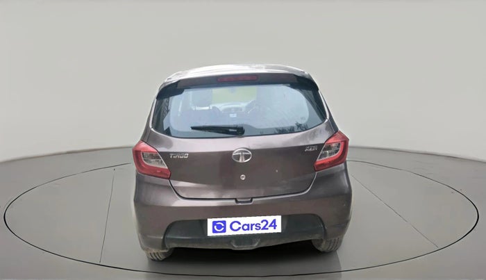 2017 Tata Tiago XZA PETROL, Petrol, Automatic, 1,17,195 km, exterior