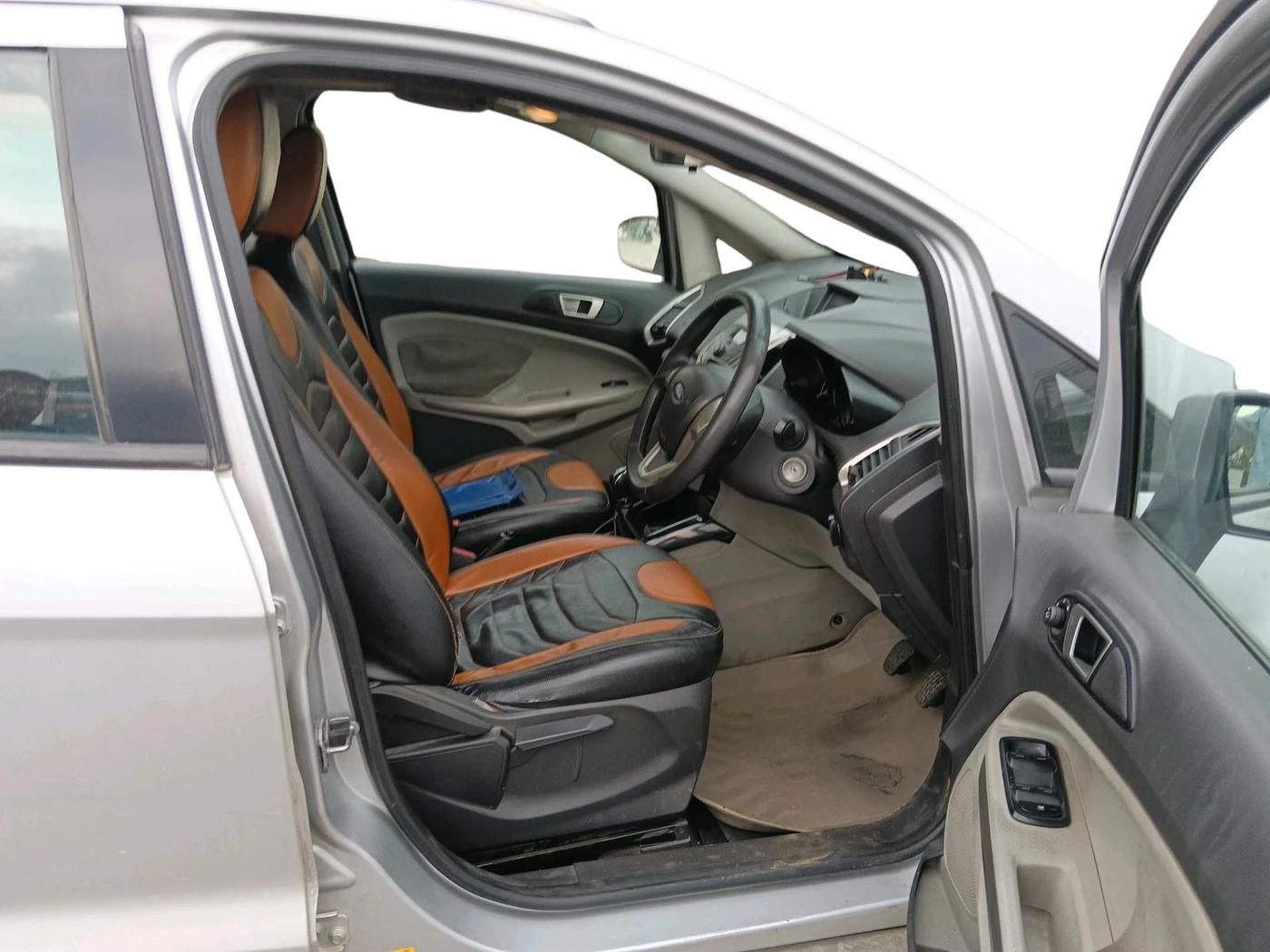 2016 Ford Ecosport TREND 1.5L DIESEL, Diesel, Manual, 1,50,549 km, interior