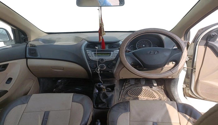 2013 Hyundai Eon MAGNA +, CNG, Manual, 1,00,886 km, interior