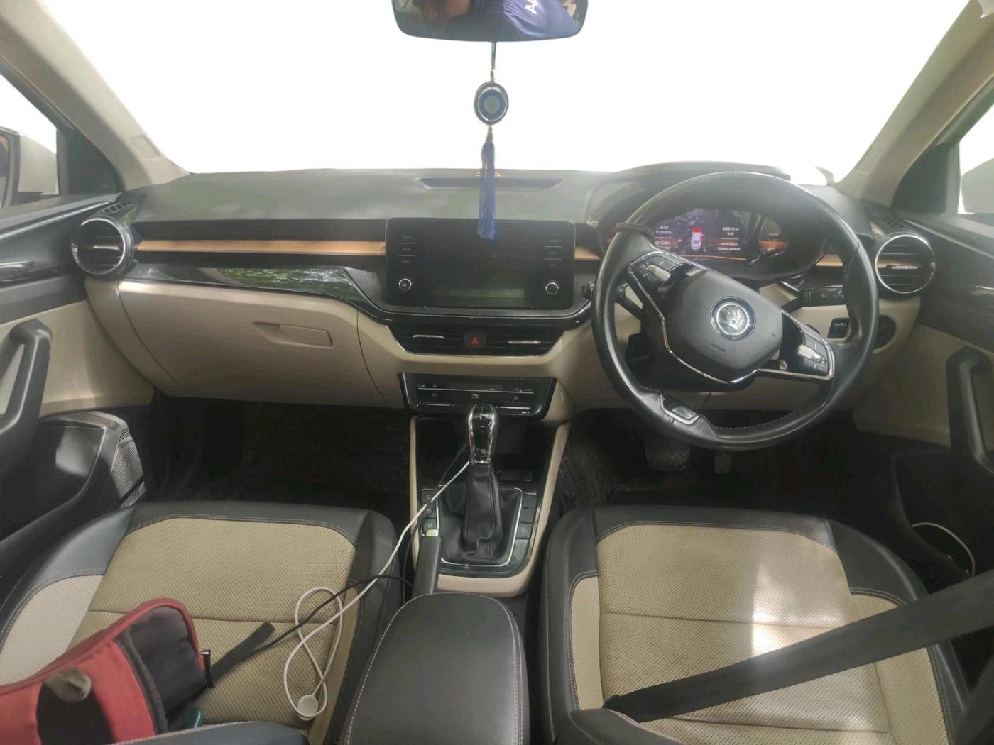 2022 Skoda SLAVIA STYLE 1.0L TSI AT, Petrol, Automatic, 48,614 km, interior
