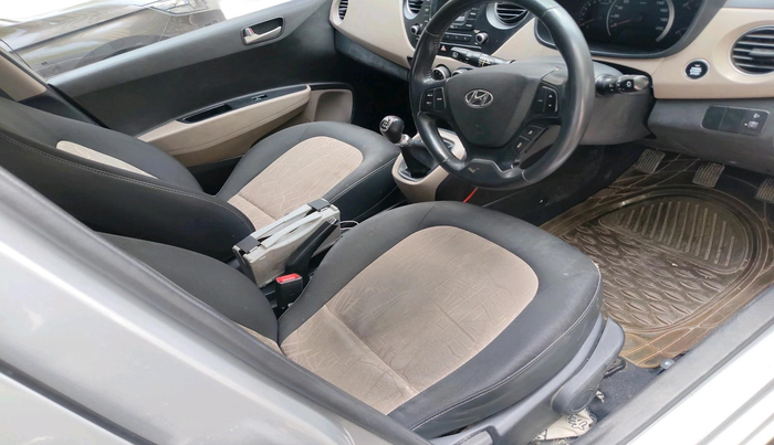 2016 Hyundai Grand i10 ASTA 1.2 KAPPA VTVT, Petrol, Manual, 26,455 km, interior