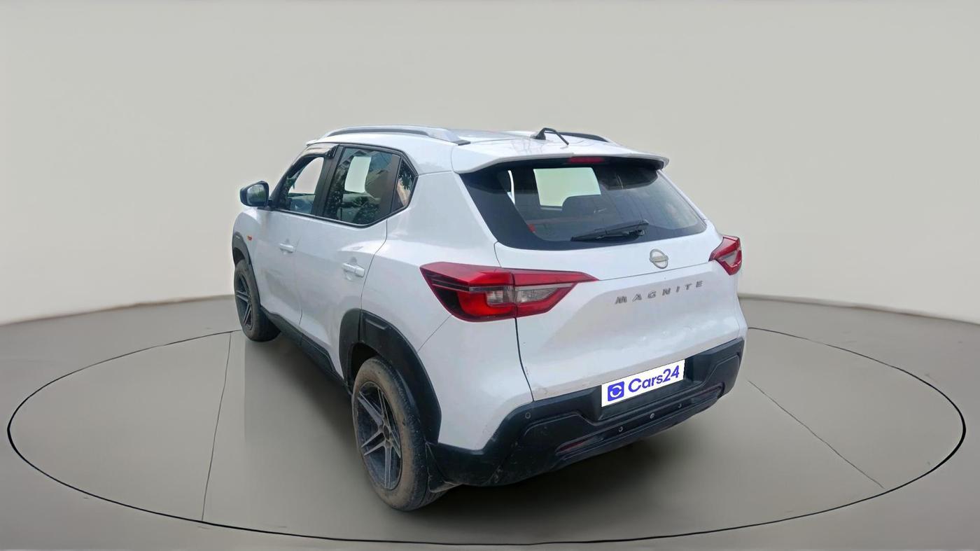 2021 Nissan MAGNITE XE, CNG, Manual, 64,818 km, exterior