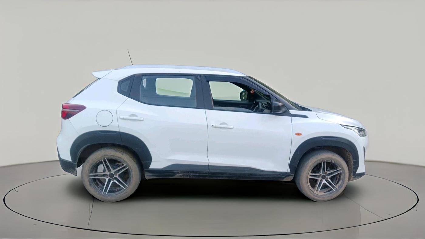 2021 Nissan MAGNITE XE, CNG, Manual, 64,818 km, exterior