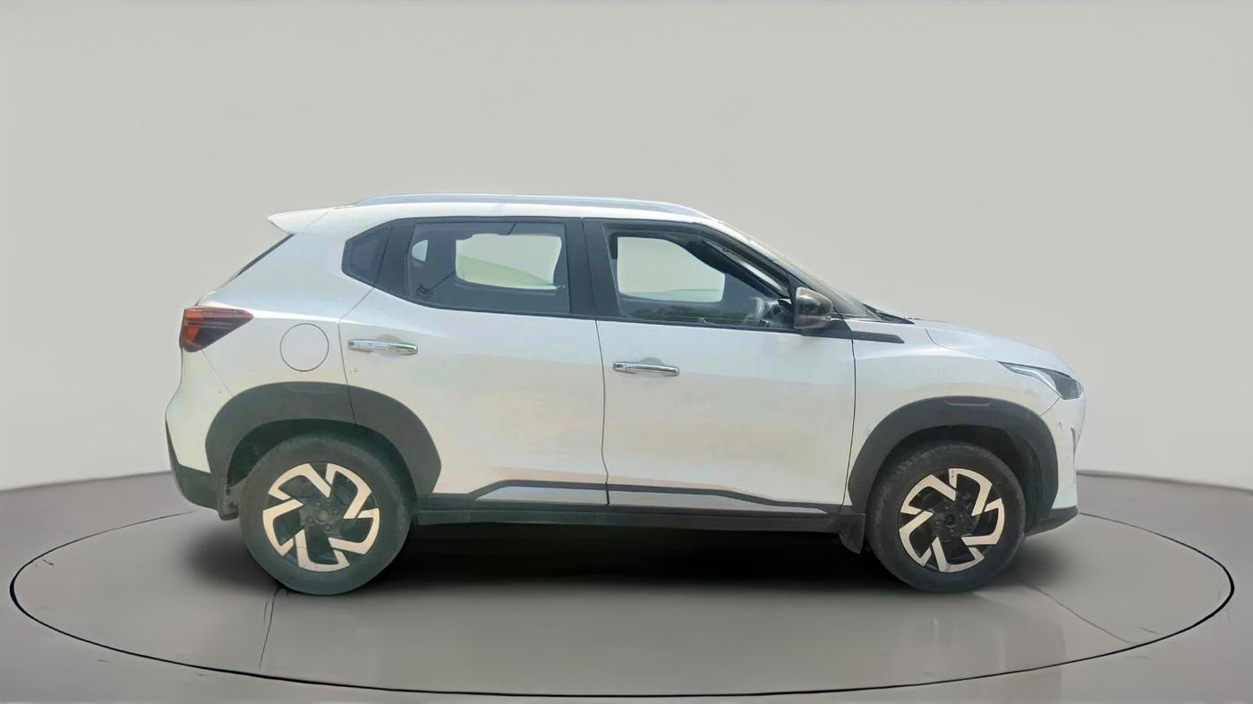 2020 Nissan MAGNITE XV MT, Petrol, Manual, 1,22,543 km, exterior
